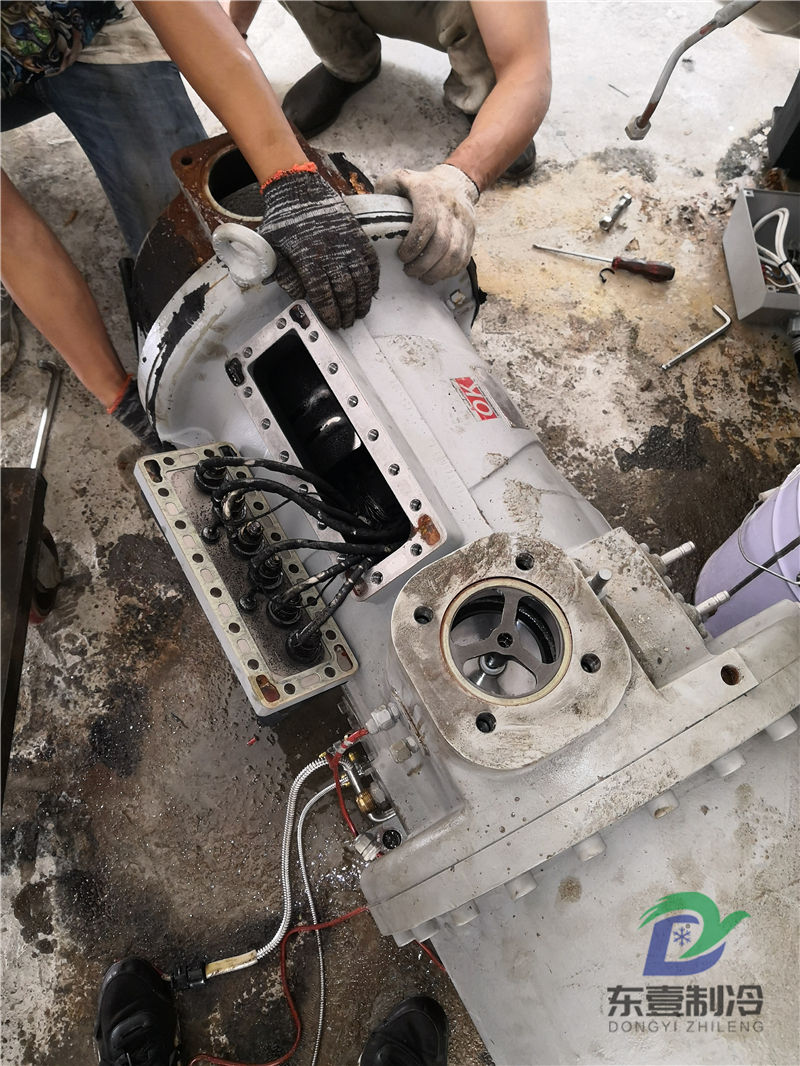 螺桿式制冷機組維修保養(yǎng)